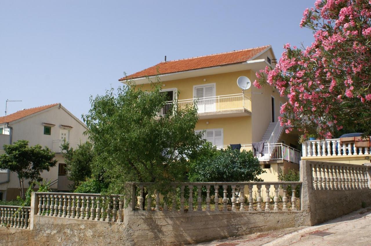 Apartments By The Sea Grebastica, Sibenik - 4207 Exteriör bild